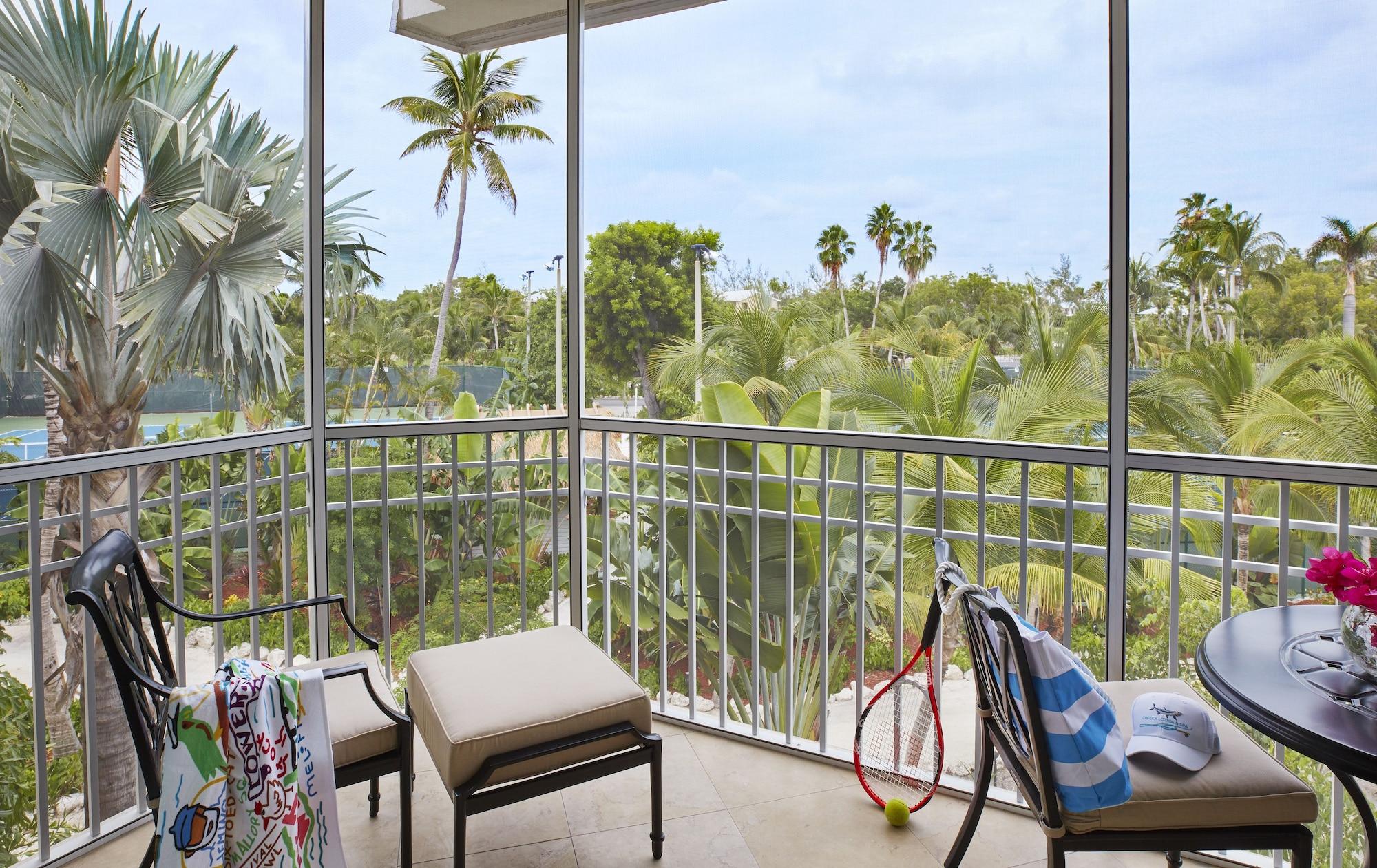 Cheeca Lodge & Spa Islamorada Exterior foto A view of the golf course from a guest room at The Boca Raton Resort