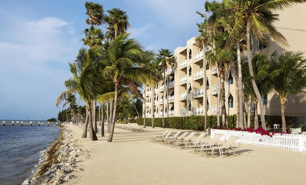 Cheeca Lodge & Spa Islamorada Exterior foto The beach at the Atlantis Paradise Island Resort