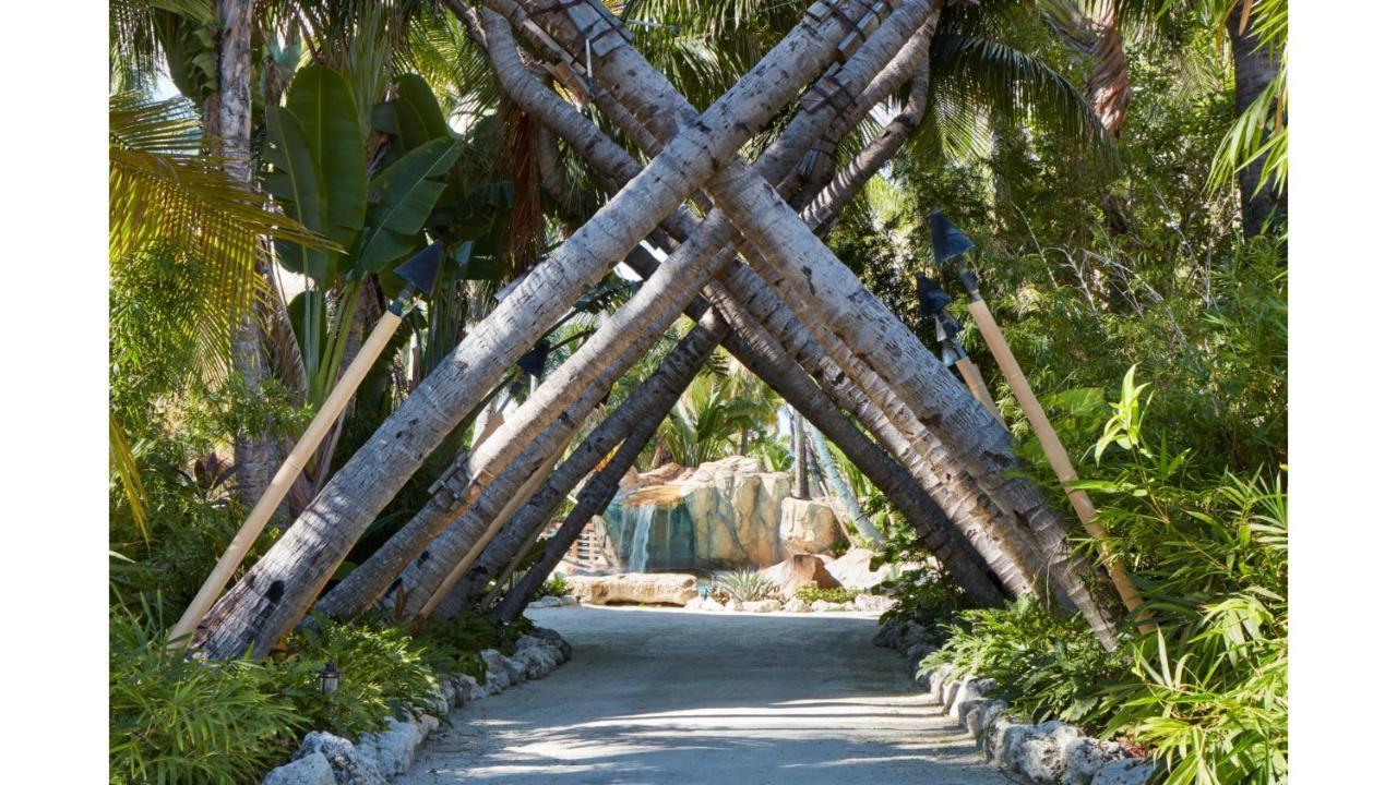 Cheeca Lodge & Spa Islamorada Exterior foto Entrance to the Palm Beach Zoo